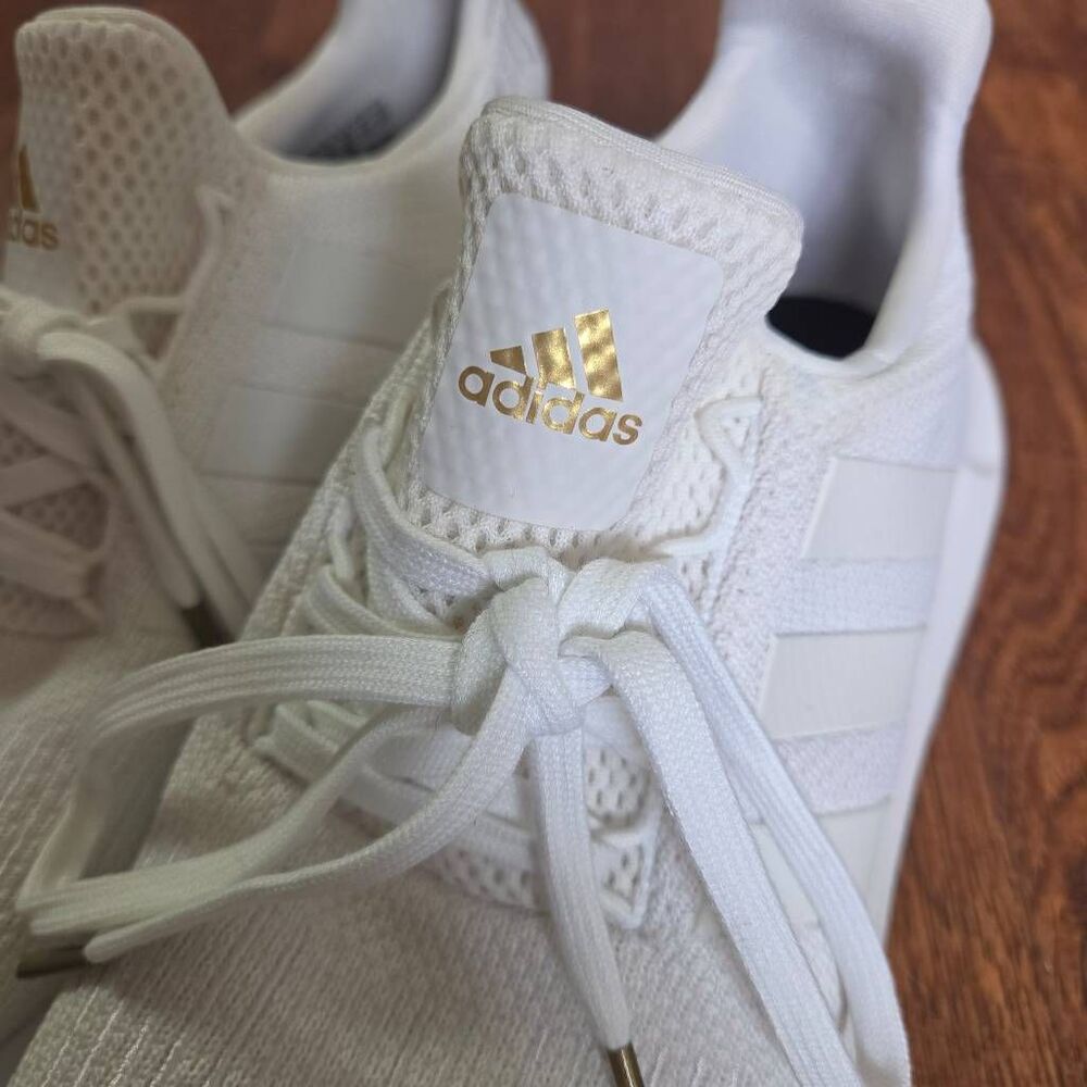 Adidas Swift Run 1.0 Cloud White Running Shoes - Picture 3 of 9
